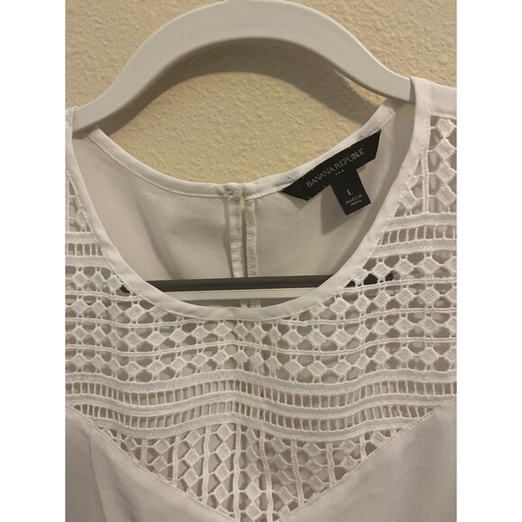 Banana Republic Women’s Blouse - Picture 3 of 4
